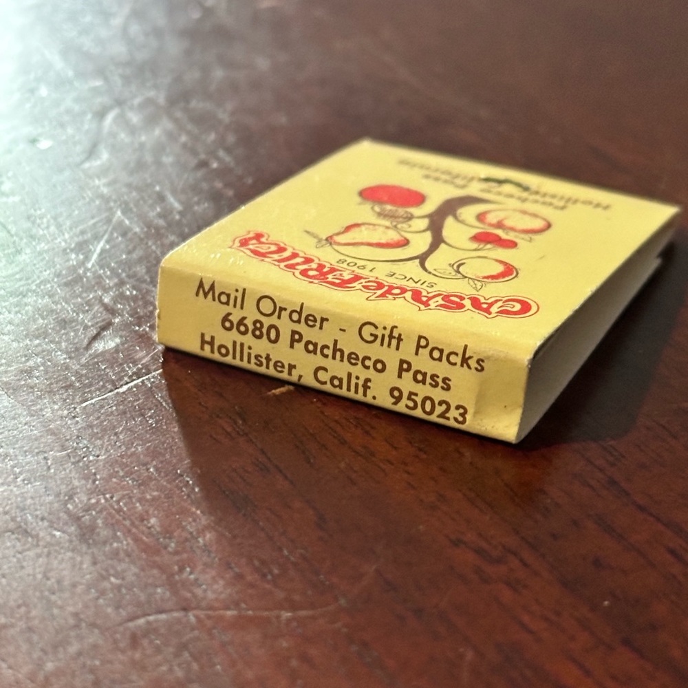 Vintage Matchbook Casa de Fruta Pacheco Pass Hollister California Fruit Visit - Picture 4 of 10